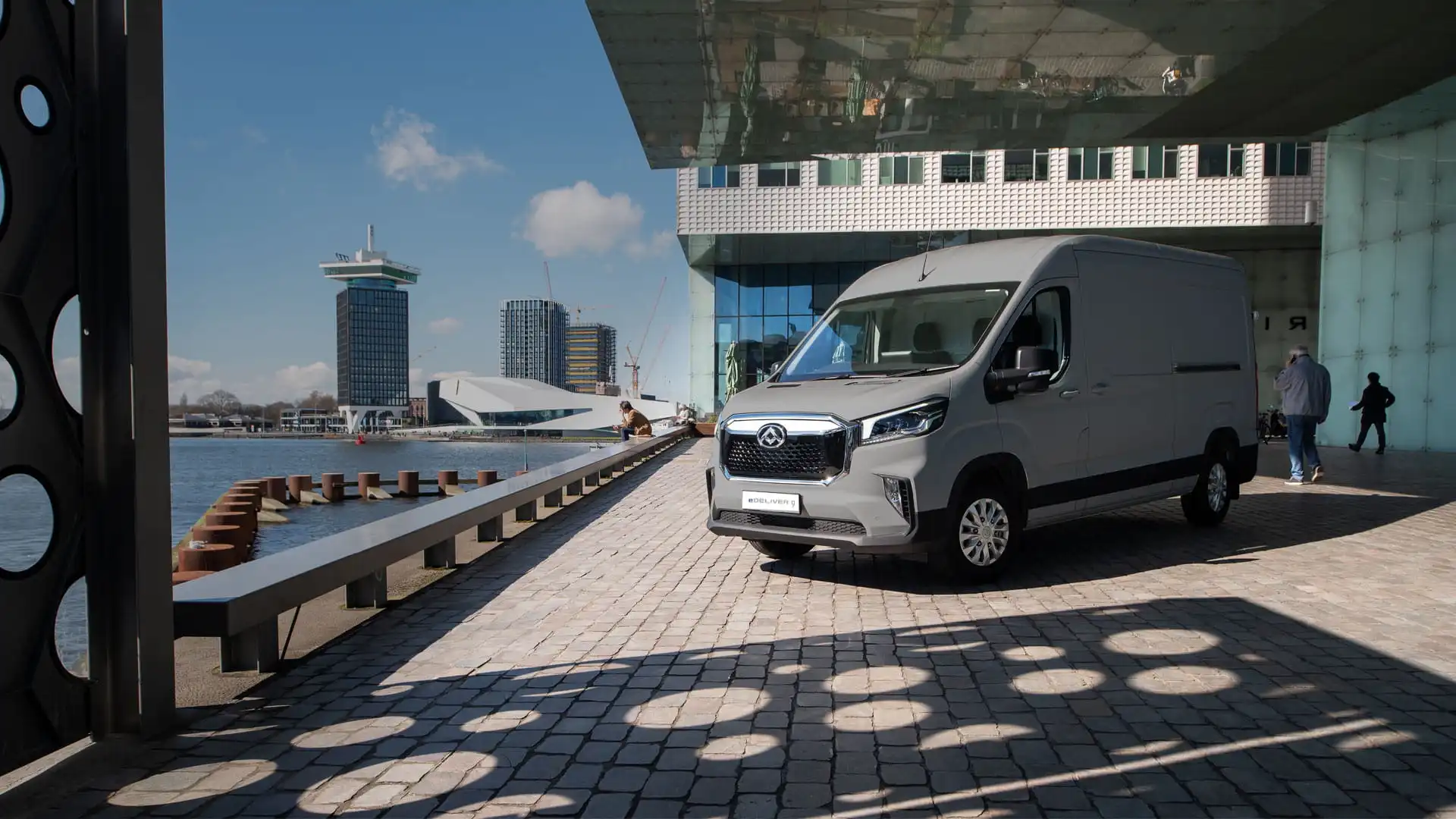 MAXUS eDELIVER 9 vista tre quarti